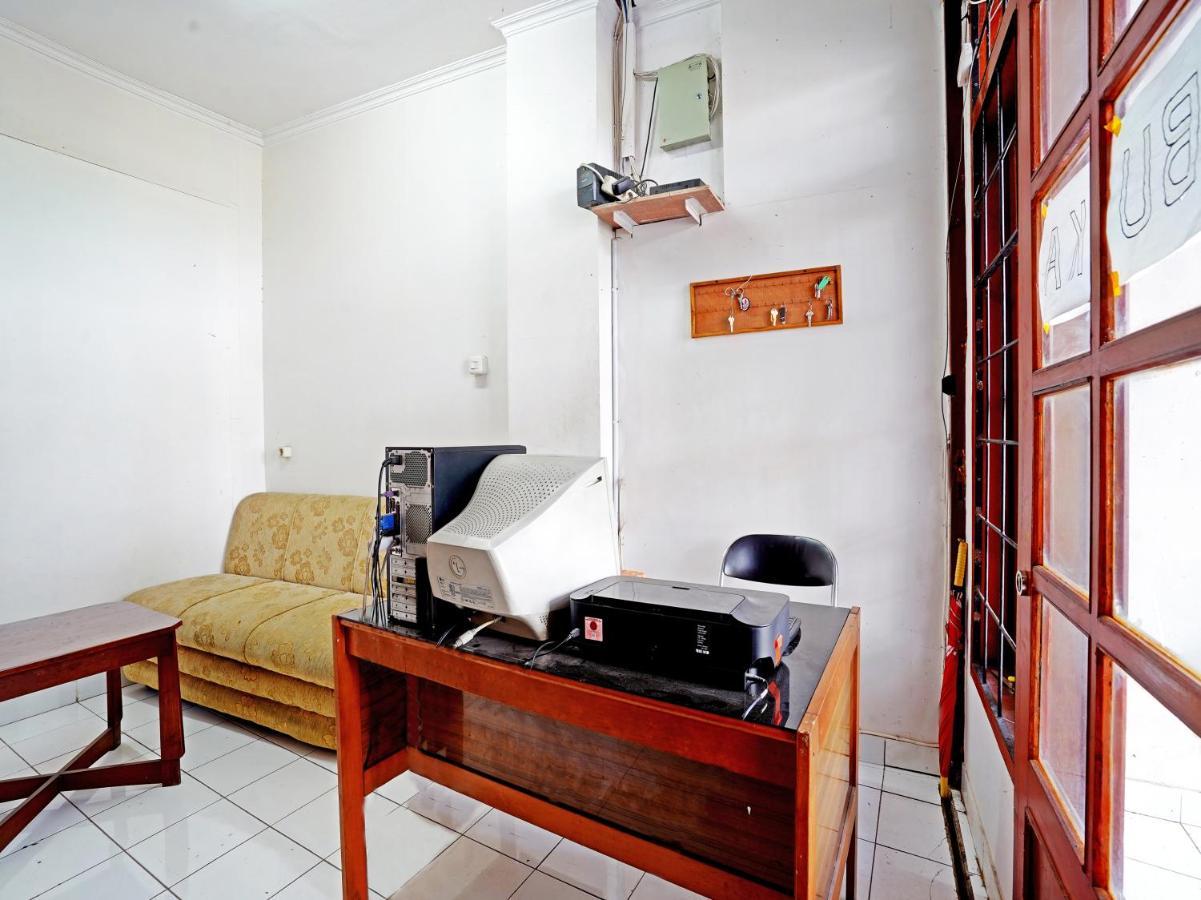 Oyo 90840 Teratai 2* Bandung