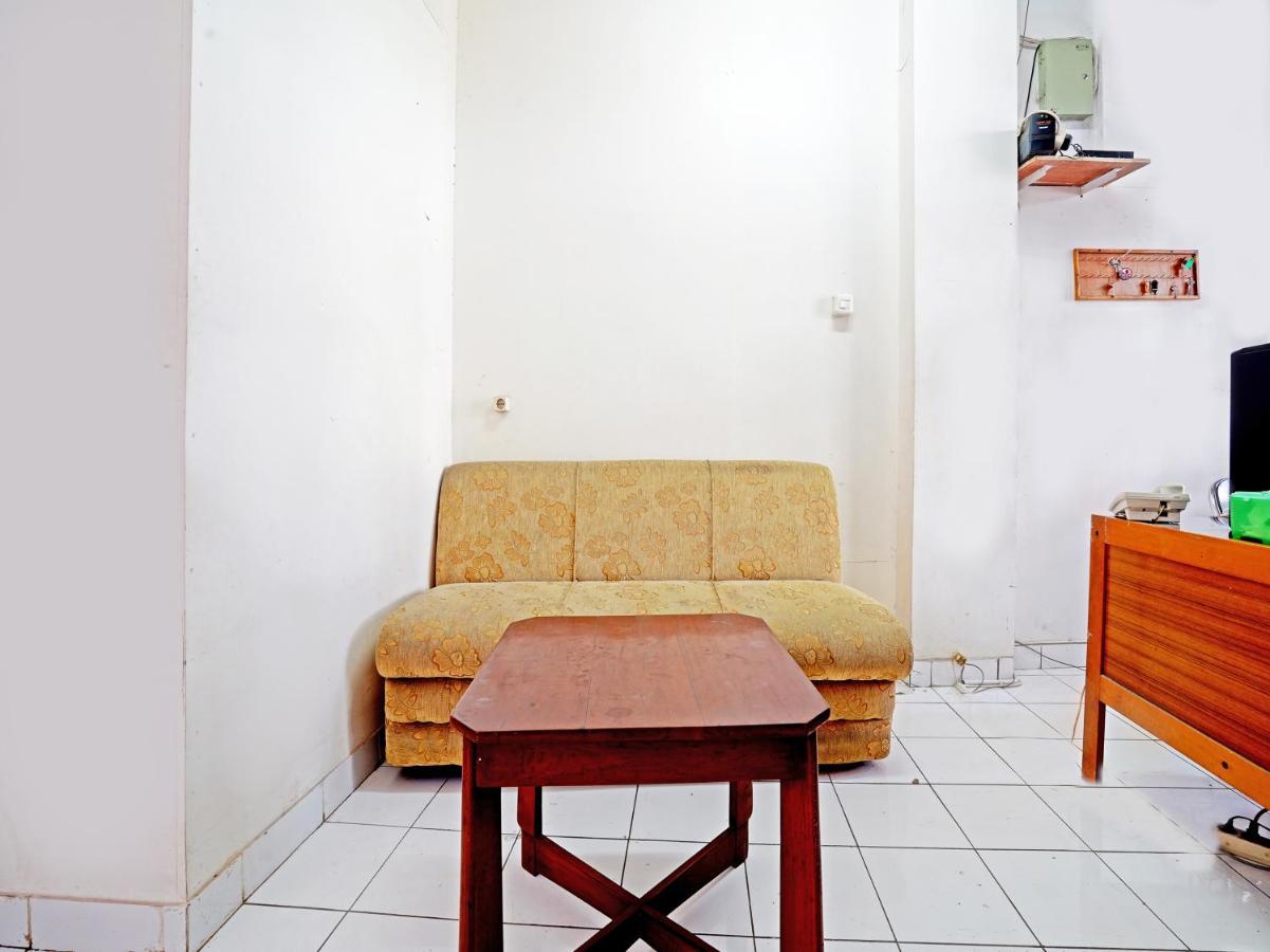 Hotel Oyo 90840 Teratai 2*