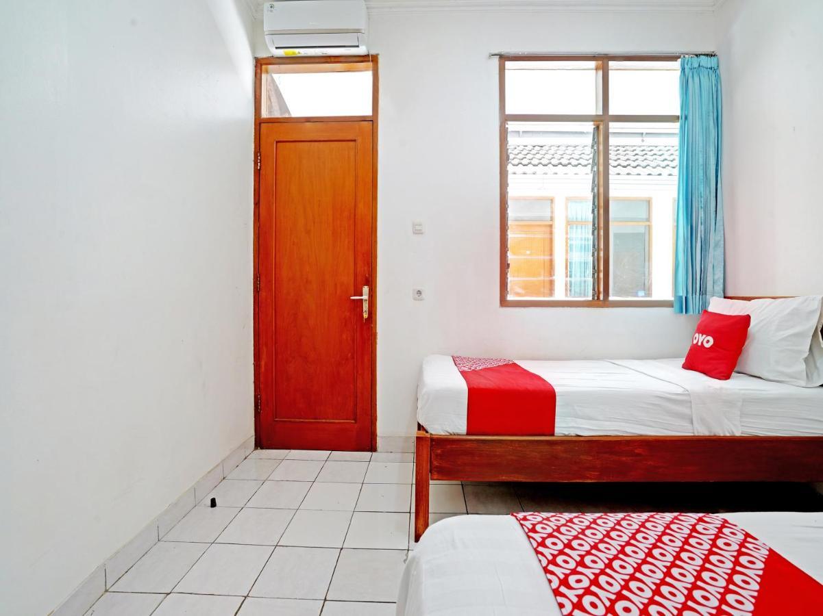 Hotel Oyo 90840 Teratai Bandung