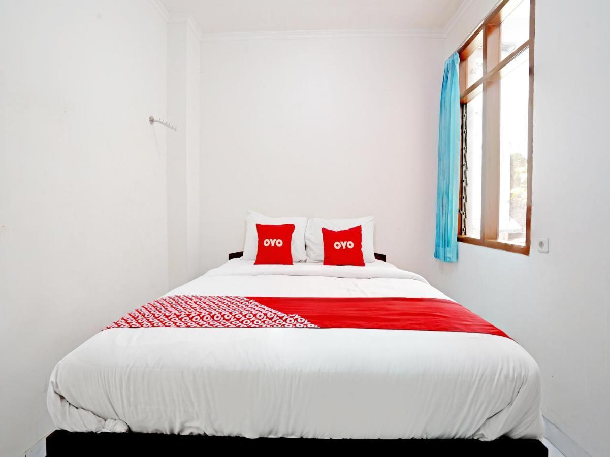 Oyo 90840 Teratai Hotel Bandung