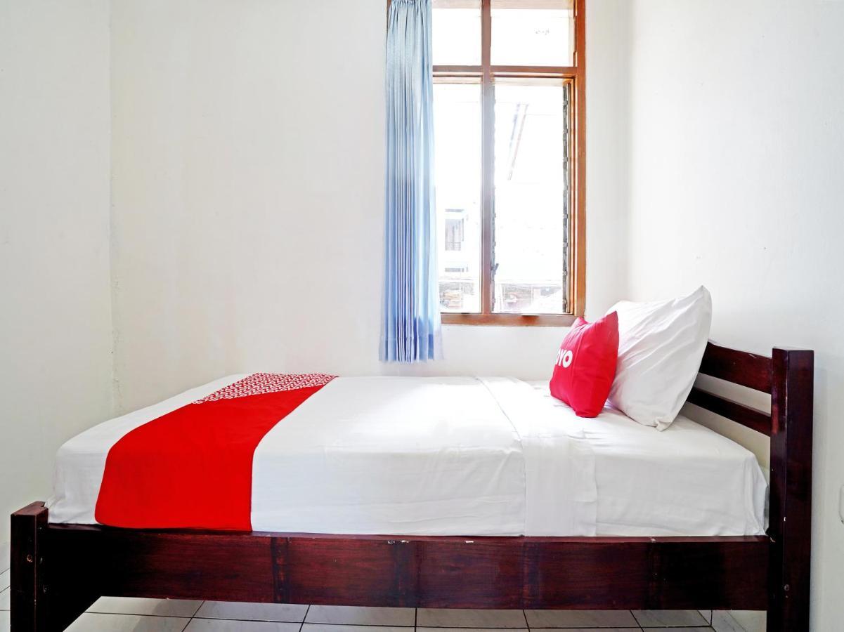 Hotel Oyo 90840 Teratai